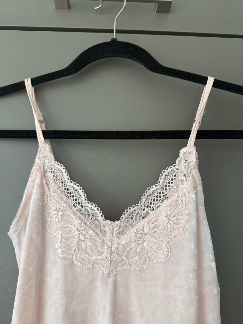 Pink Velour Slip Dress Women’s Size S Lace Trim Soft Lounge Nightdress - Picture 5 of 8